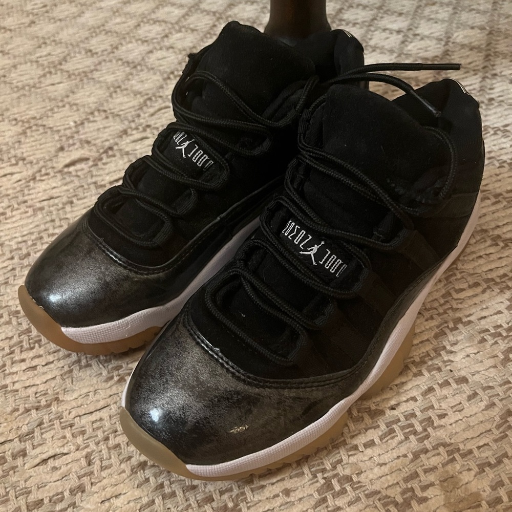 Air Jordan 11 Retro Low ‘Barons’ 528895-010 size 5.5